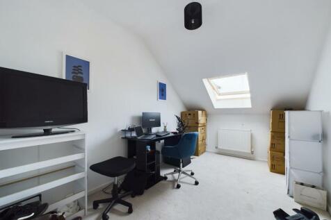 CAM01873G0-PR0146-STILL006.jpg