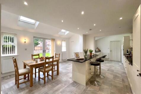 Manchester Road, Altrincham photo 5