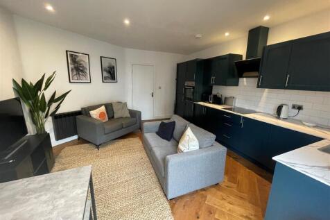 Living room / Kitchen