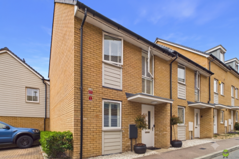 Front Aspect presented by James Hillier of Ewemove