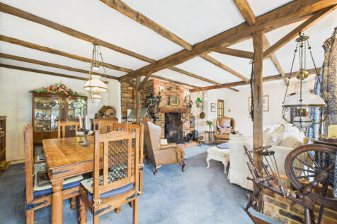 CAM02909G0-PR0466-STILL016