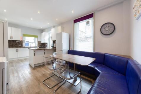 Available June 2027, £180pppw - Osborne Avenue, Jesmond photo 3