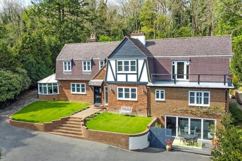 TUDOR HOUSE-55.jpg
