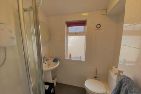 First Floor Shower R