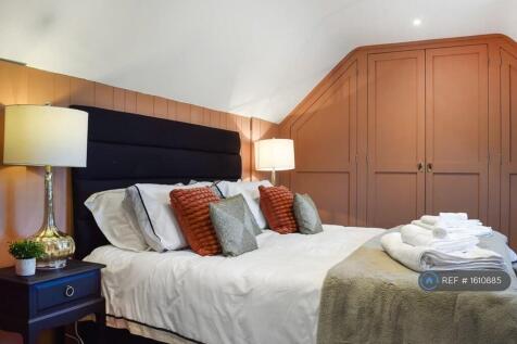 Bedroom 1 With Ensuite