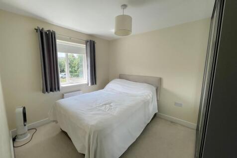 Woodfield Road, Altrincham photo 5