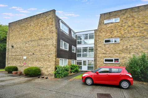 2 The Lodge, The Plain, Epping, CM16 6TP