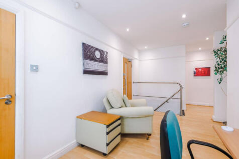 mellorroad30mellorroad3094357522-5f6c-4c8b-8b3c...