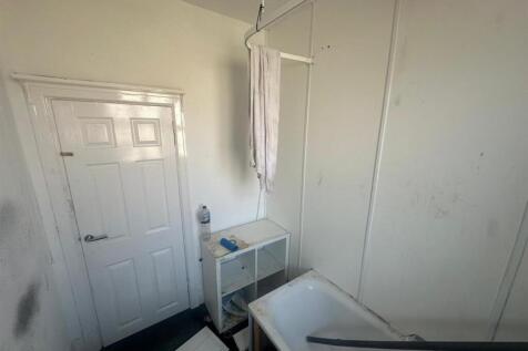 WhatsApp Image 2025-11-17 at 16.16.41 (10).jpeg