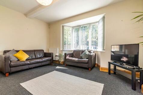 Harlaxton Drive, Nottingham, NG7 photo 2