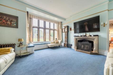 Potterspury House, Potterspury