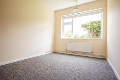 Granhams Court, De Freville Road, photo 4