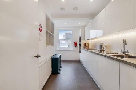 Kitchen Picture