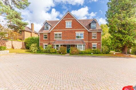 Poole, BH14 - property photo