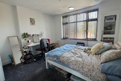Harlaxton Drive, Nottingham, Nottinghamshire, NG7 photo 5