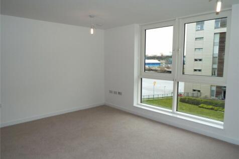 Living/Dining Area