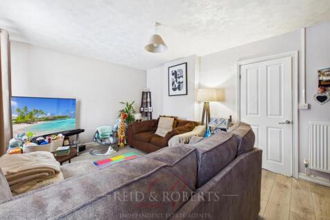 CAM03999G0-PR0256-STILL017.jpg