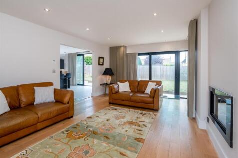 12 Lavender Drive 1829-5.jpg