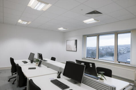 Serviced Office to rent Image 3
