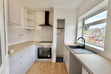 Inglefield, Rochdale photo 5