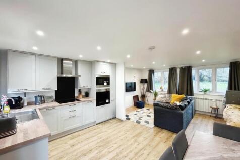 Kitchen/Living/Bed