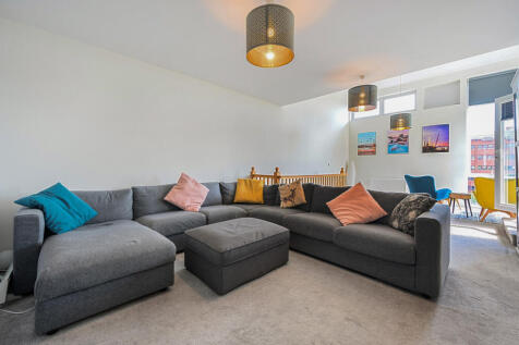 17-68222c1985b3f-...