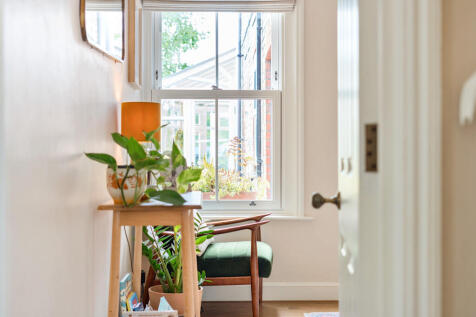 1327578-17-6878d1...