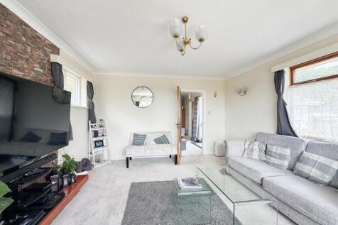 Ward Way, Bexhill-On-Sea, TN39 4HL photo 3