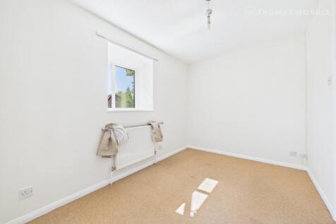 Welland Close, St. Ives, Cambridgeshire, PE27 photo 5