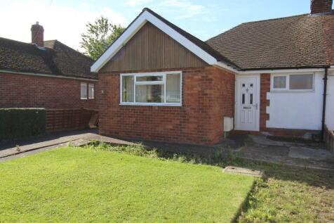 Leyland, PR25 - property photo