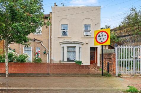 Ground Floor Flat, 28 Bignold Road, London, E7 0EX