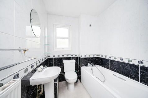 Rectory Square, E1, Tower Hamlets, London, E1 photo 4
