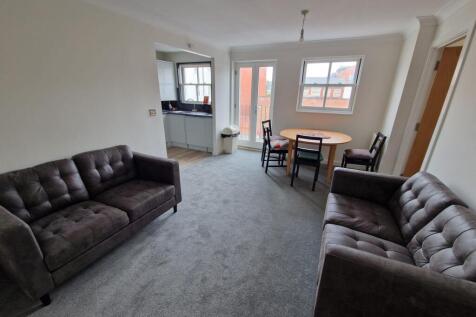 16 Packington Place, Leamington Spa photo 3