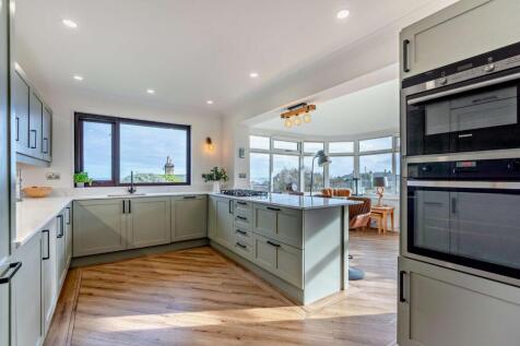 Stunning Kitchen
