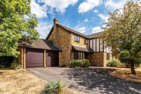4-Ashwood-Park-36.jpg