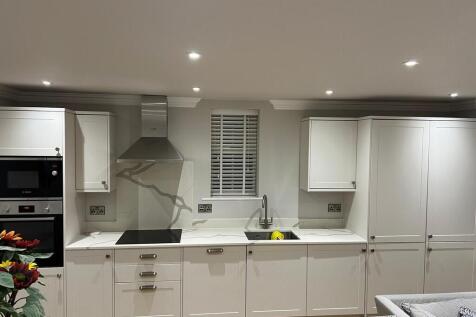 6f kitchen 2 x