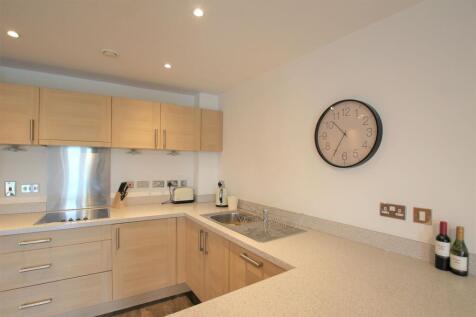Felsted, Caldecotte, MK7 photo 3