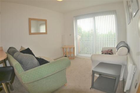 Pennyroyal Road, Stockton-On-Tees, Cleveland, TS18 photo 3