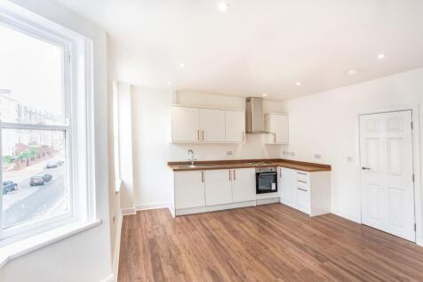 Living Room / Kitche