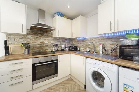 7A Chapel Place, Leeds photo 2