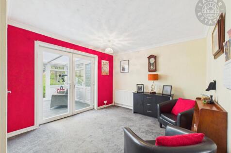 Sitting Room/Bedroom