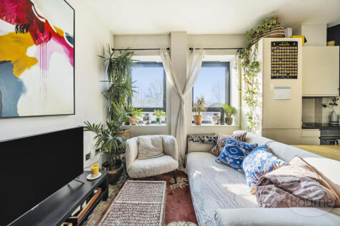 53fd928a-26c5-404...