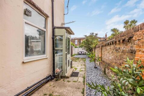 Flat 2, 27, Festing Road, Southsea-Small-PorticoMa