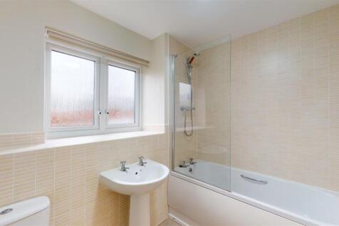 Rays Meadow 4 Bathroom.jpg