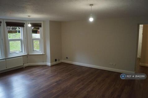 Sitting Room Photo 3