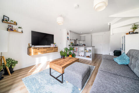 1347398-10-68b56a...