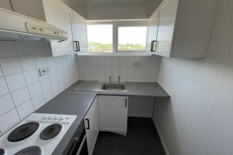 Aelfric Court, Dearne Walk, Bedford photo 3