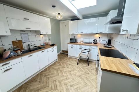 En Suite, Park Street, Luton, Bedfordshire, LU1 3EU photo 3