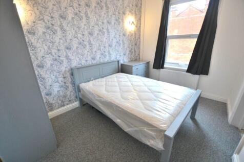 Tilehurst Road, Reading photo 5