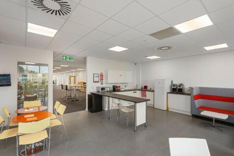 Office to rent Image 11